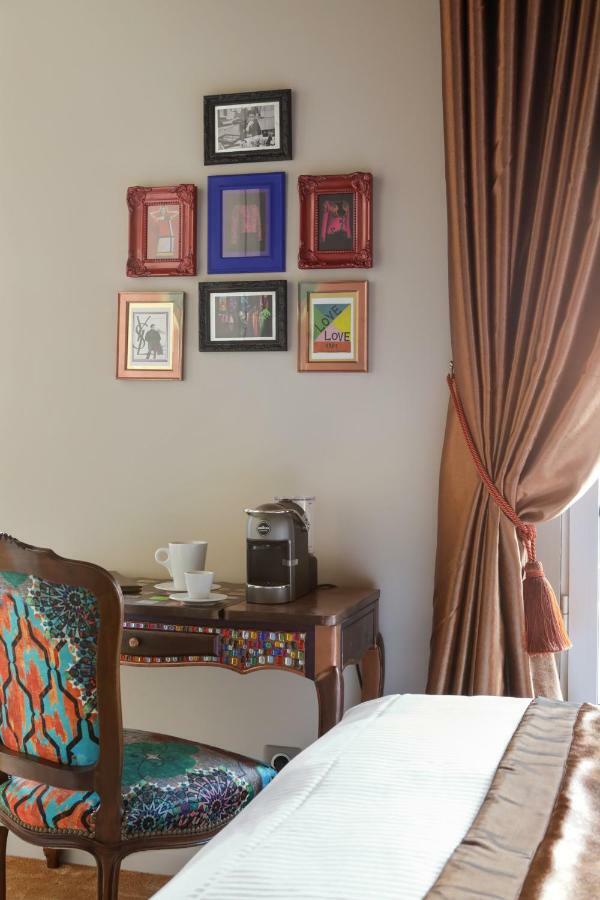 Brit Hotel Privilege Lisieux - La Villa Des Arts المظهر الخارجي الصورة