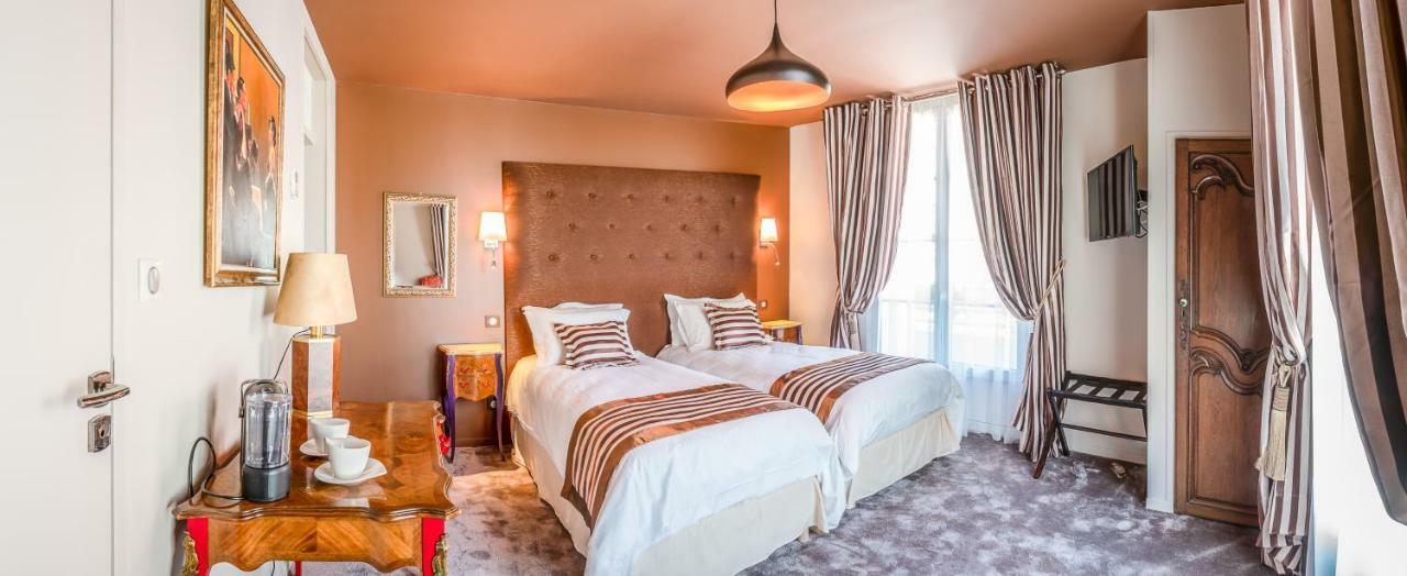 Brit Hotel Privilege Lisieux - La Villa Des Arts المظهر الخارجي الصورة