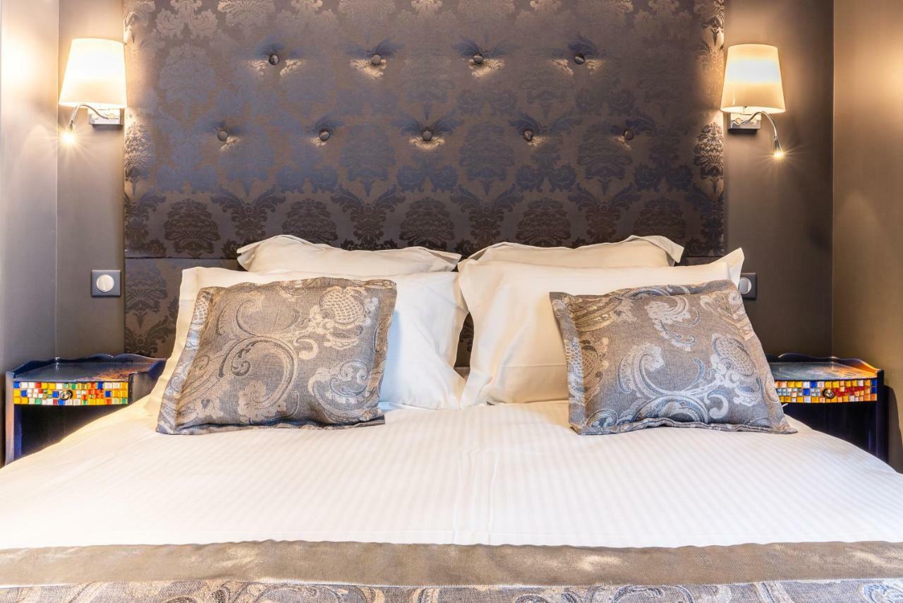 Brit Hotel Privilege Lisieux - La Villa Des Arts المظهر الخارجي الصورة