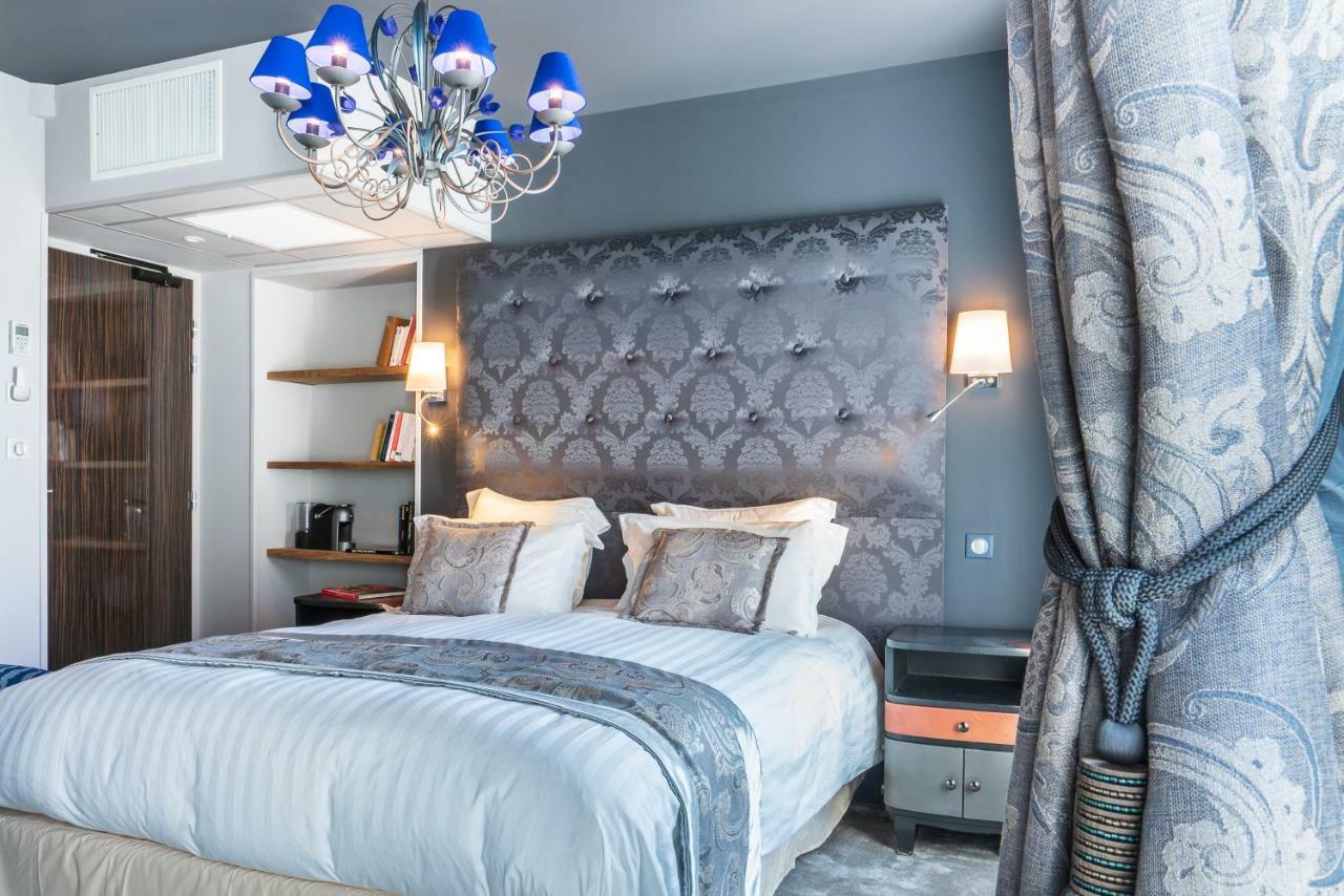 Brit Hotel Privilege Lisieux - La Villa Des Arts المظهر الخارجي الصورة